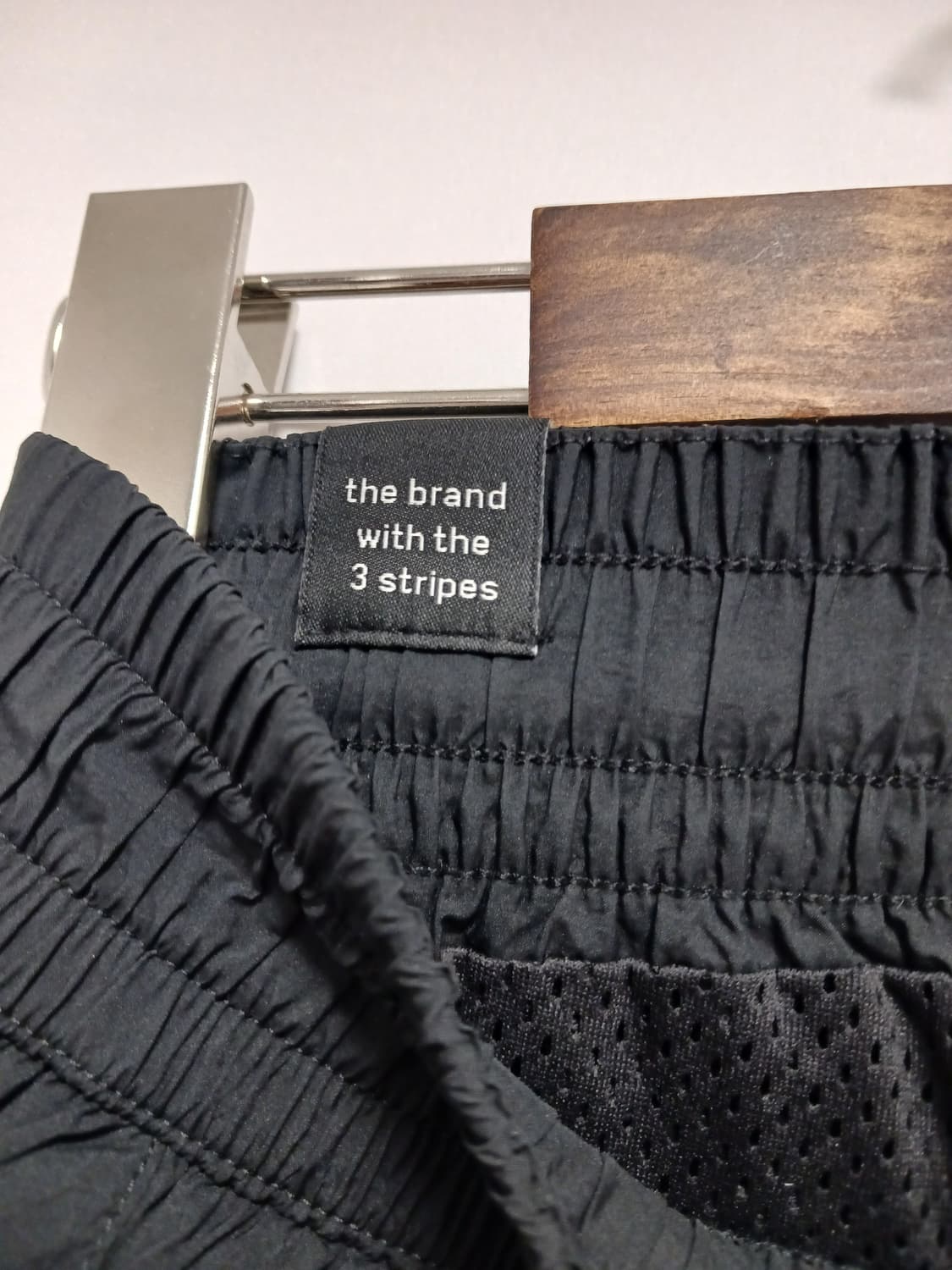 아디다스 남성 우븐 테이프 조거팬츠 상품이미지5