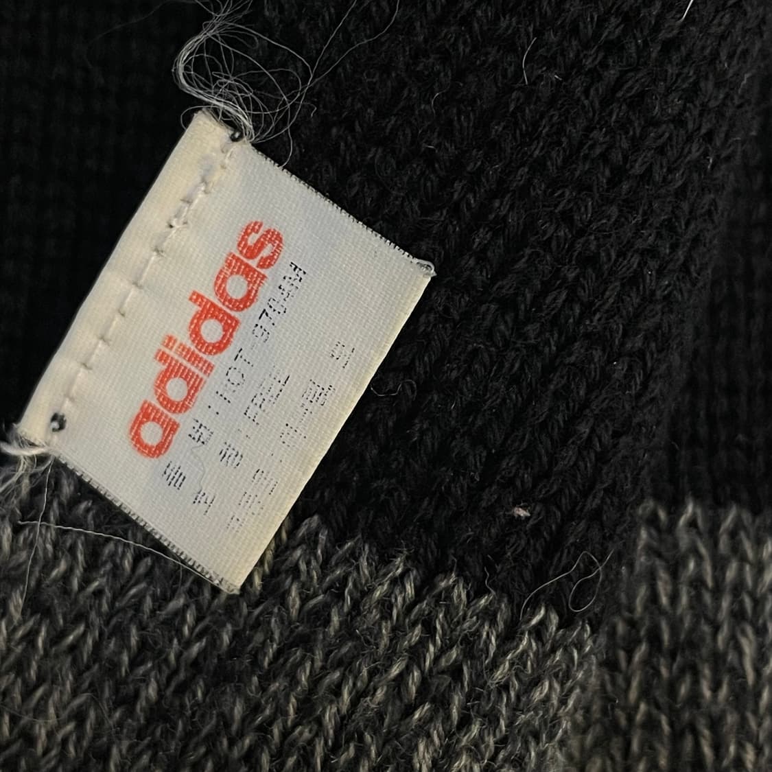 아디다스 올드스쿨 빈티지 블랙 머플러 상품이미지2