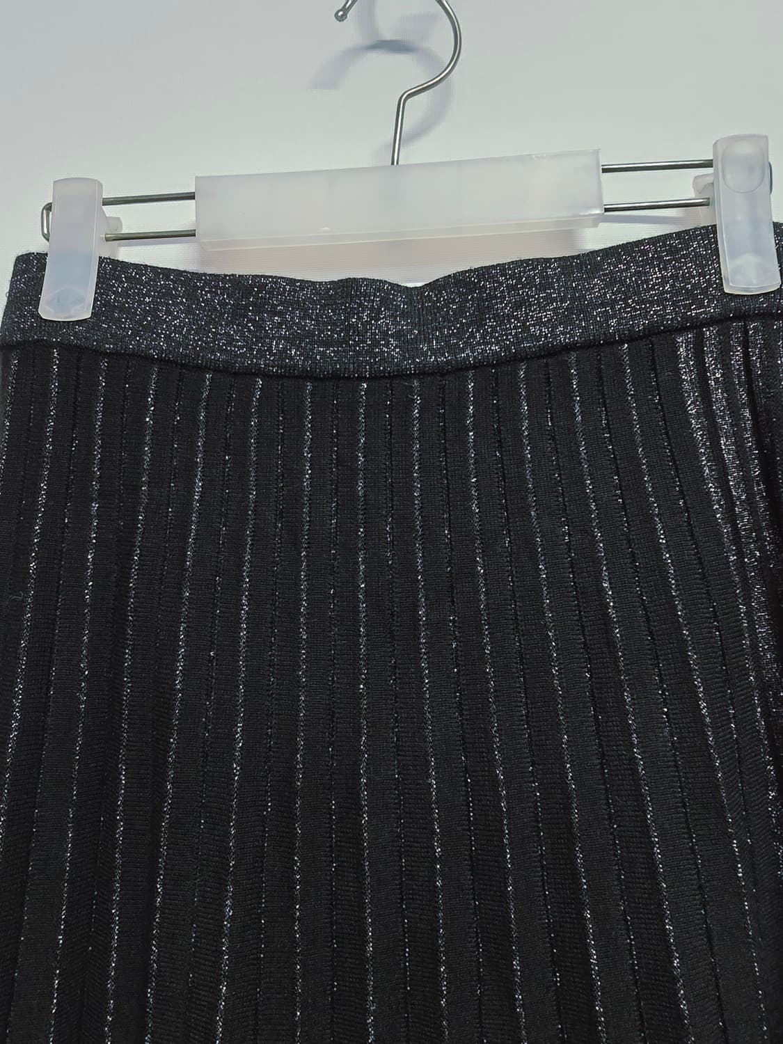 조이너스 블랙 세로 스트라이프 플리츠 롱 스커트 상품이미지4