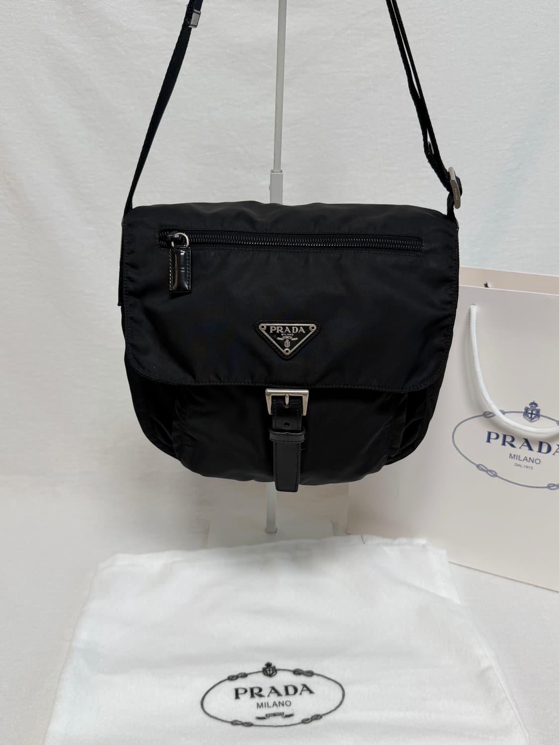 정품 프라다 포코노 나일론 메신저백 크로스백 숄더백 주우재백 상품이미지1