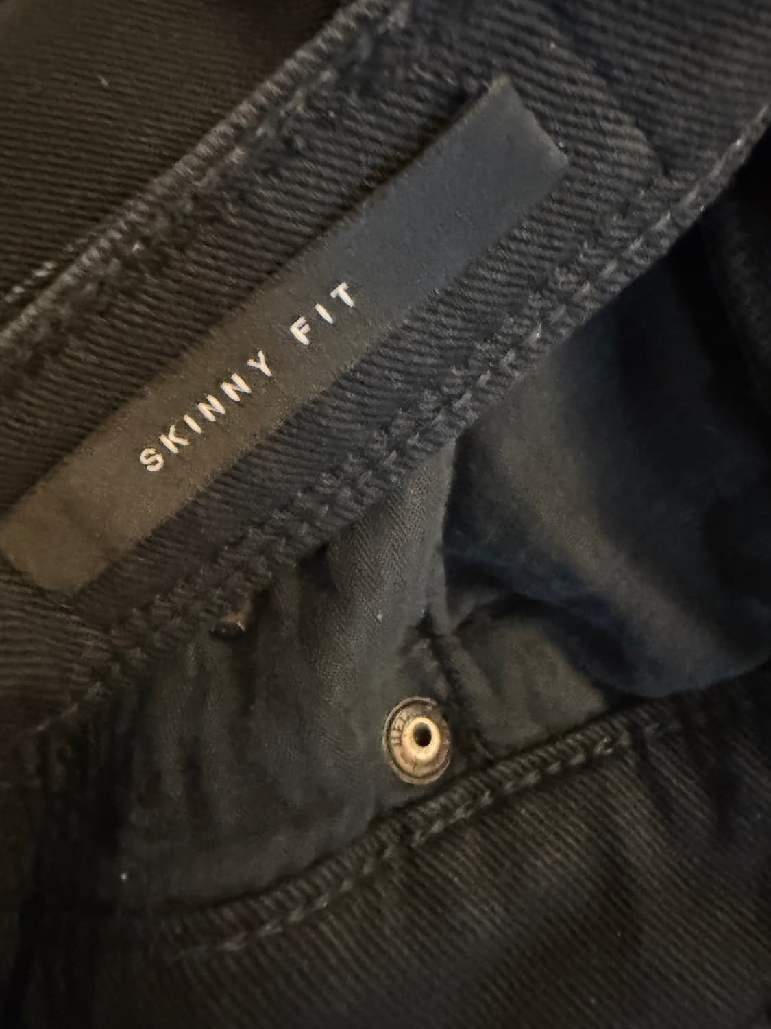 NEIL BARRETT Signature Distressed Denim 상품이미지5