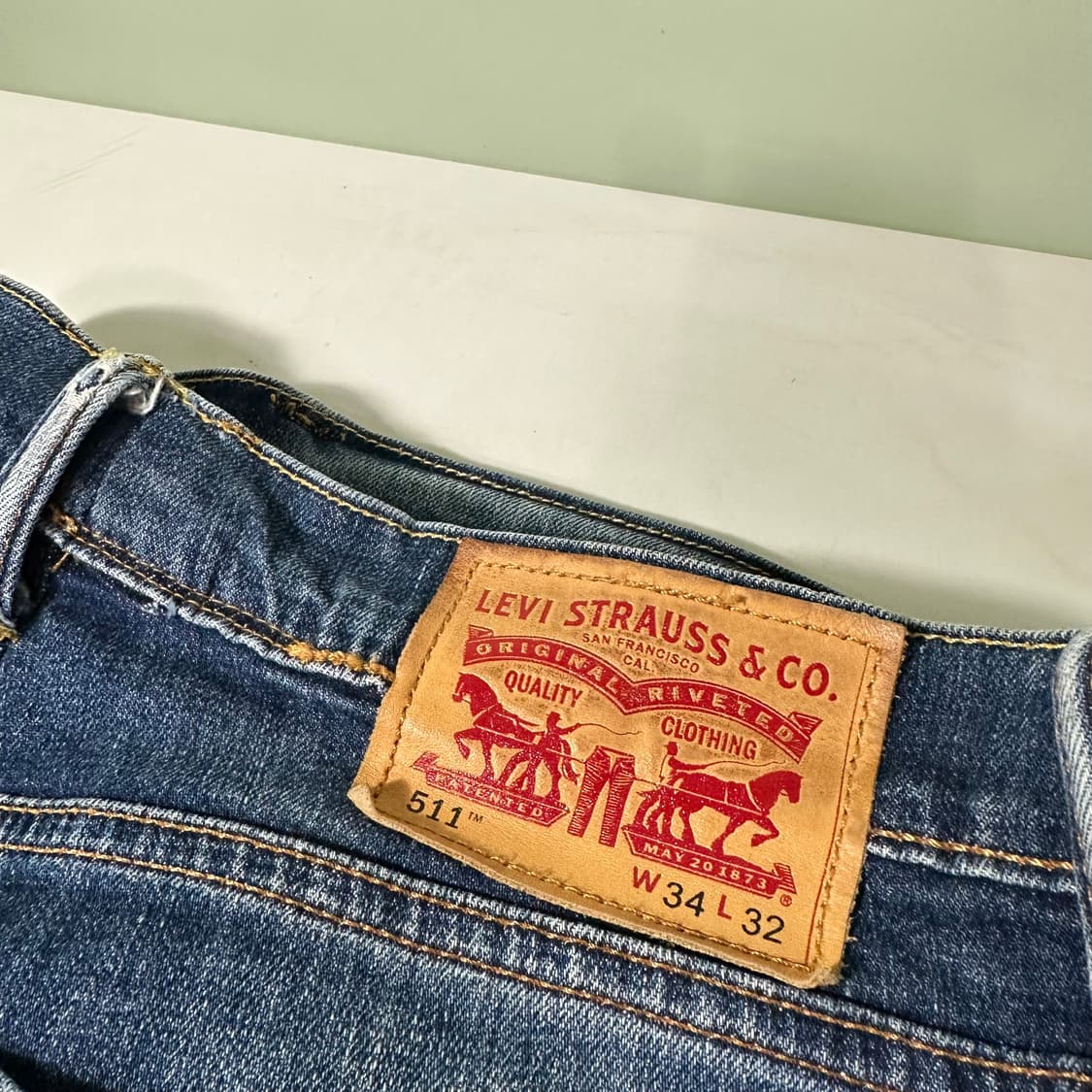 M-L 리바이스511 슬림핏 빈티지워시드 중청 데님팬츠 상품이미지2