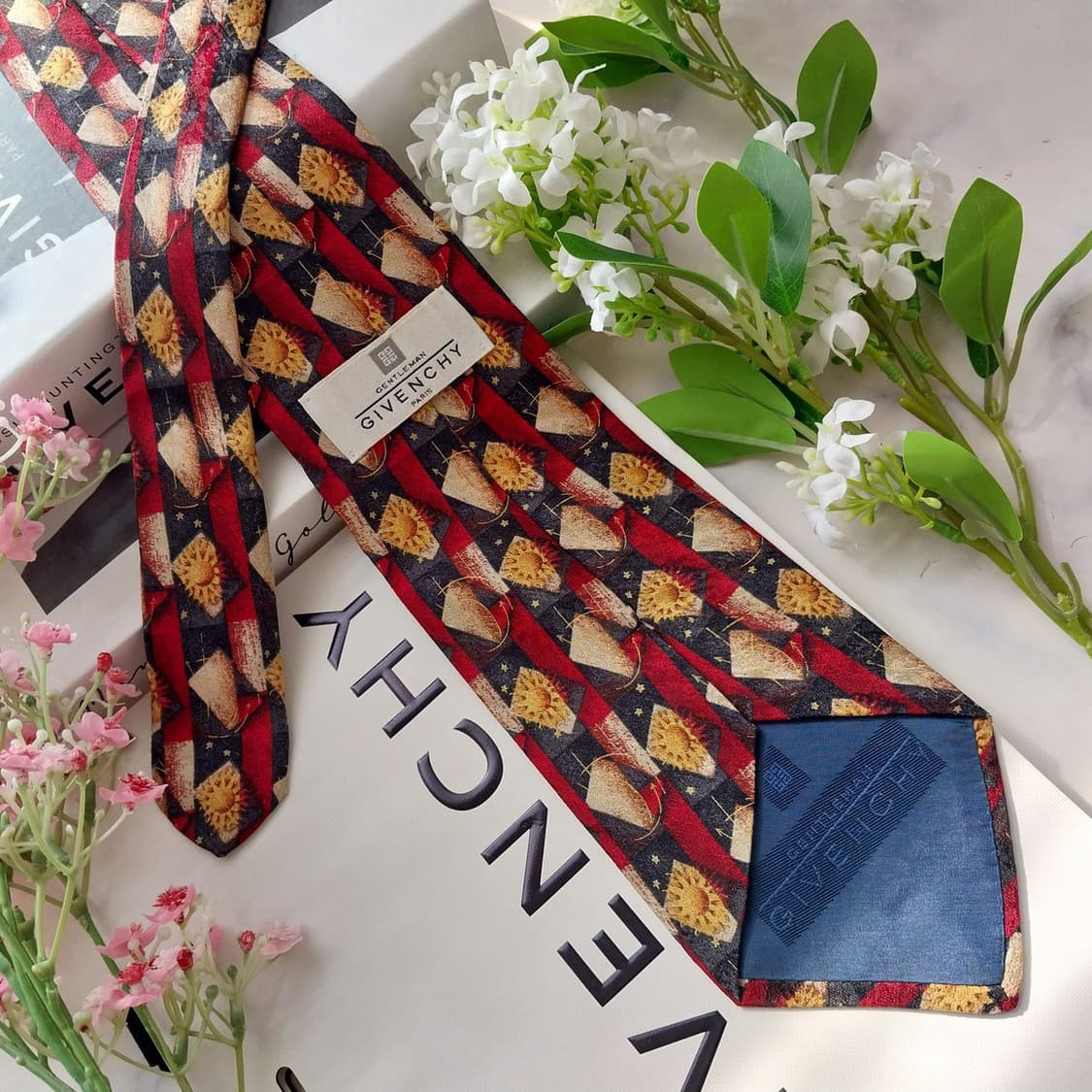 지방시 실크 블랙 패턴 넥타이 9.7cm A+등급 k2010
 상품이미지4