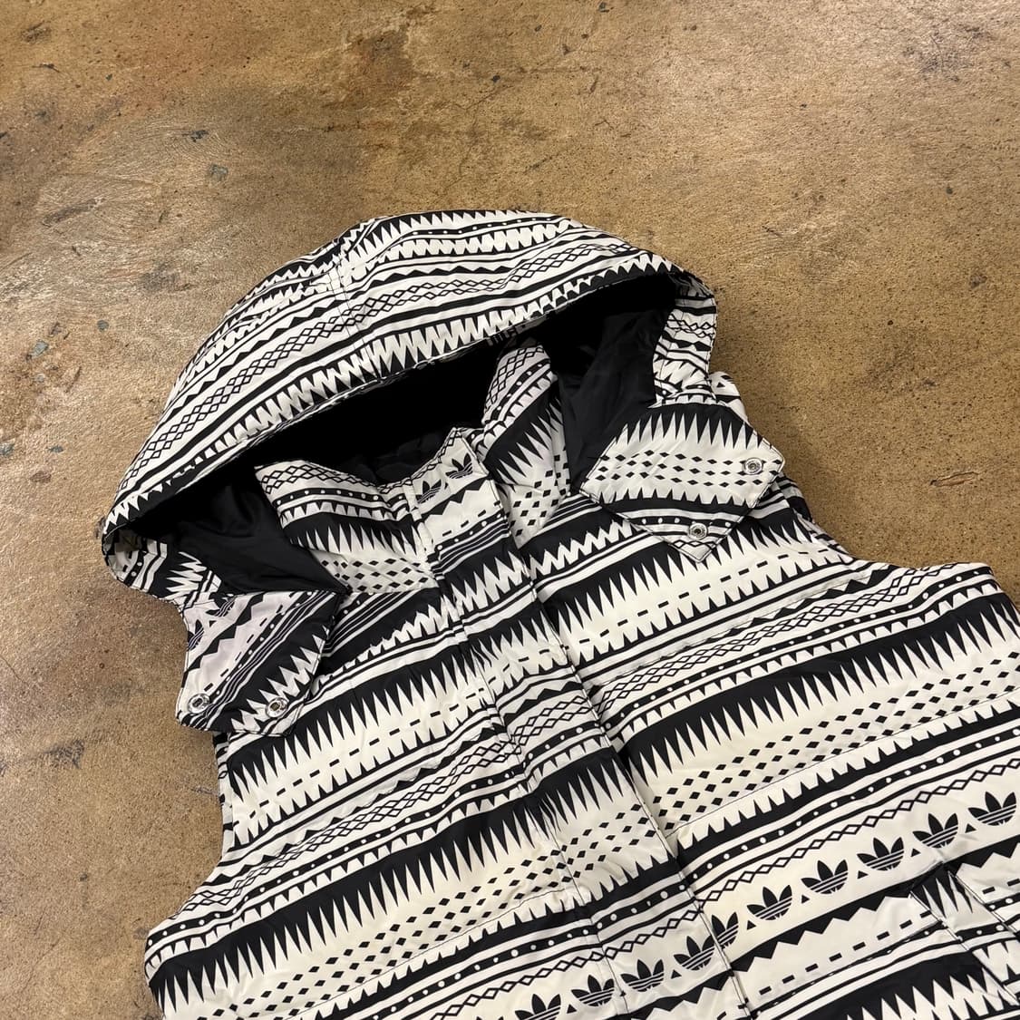 [정품/95] 아디다스 패턴 후드 패딩 조끼 b19 상품이미지1