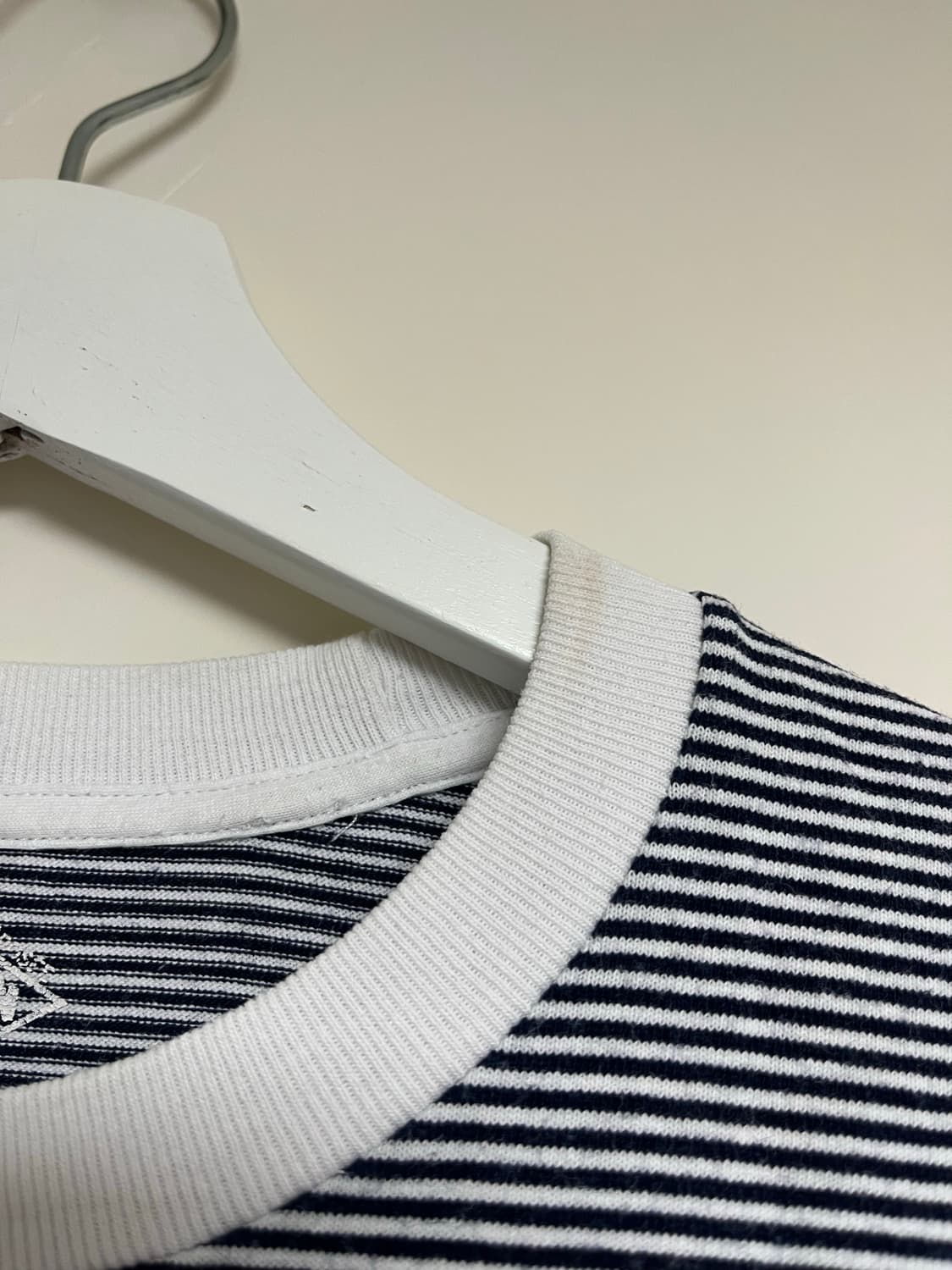 단톤 포켓 반팔 티셔츠 상품이미지3