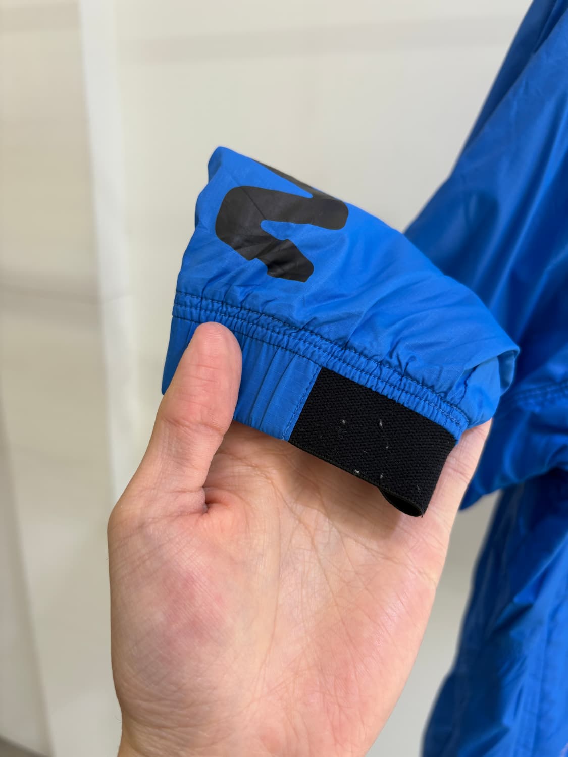 REEBOK 바람막이 상품이미지4