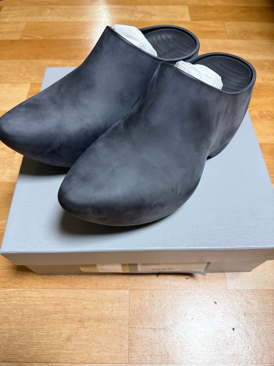 [42] 발렌시아가 테크노 클로그 무광 원아웃 상품이미지2