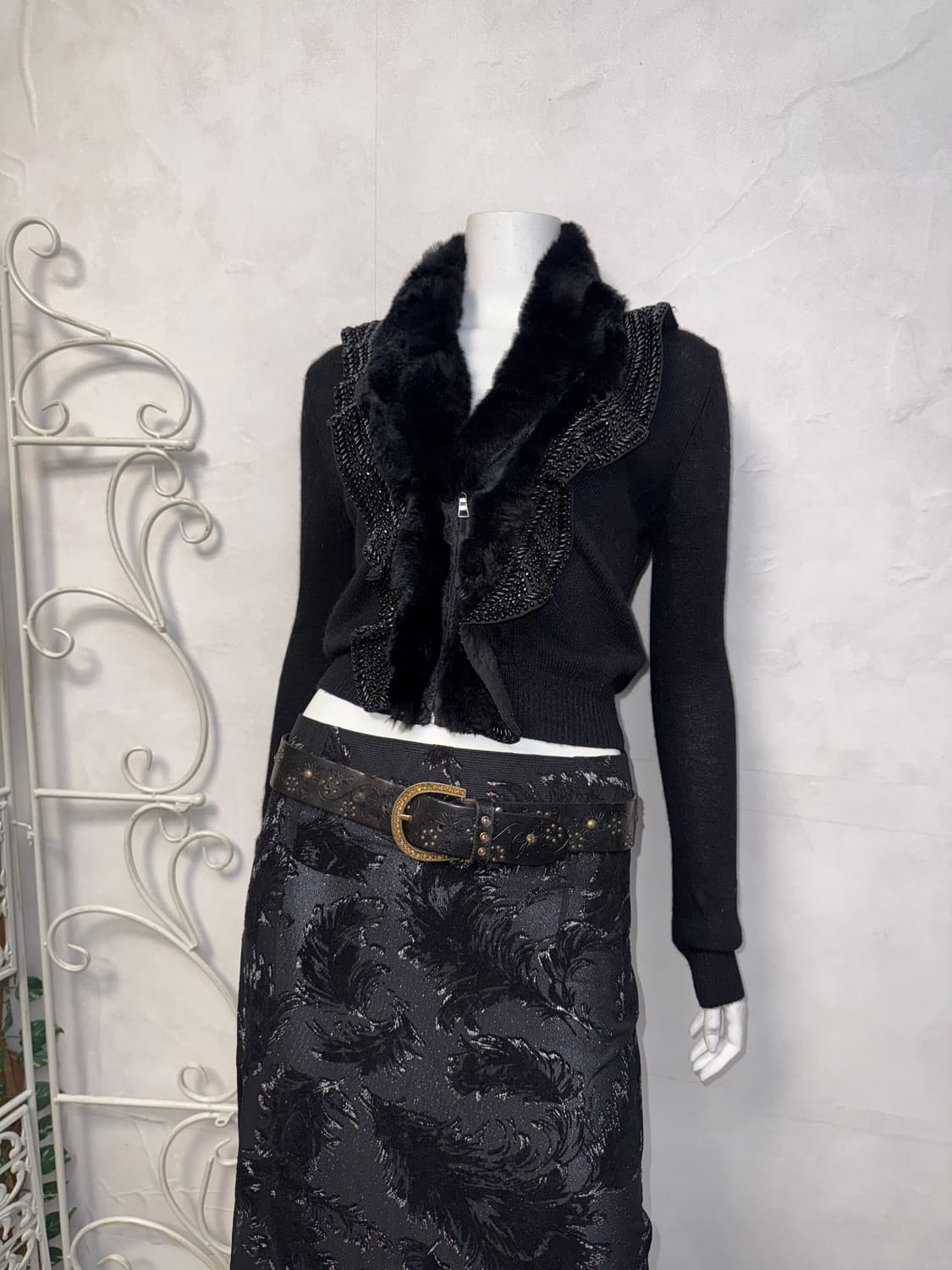 Black fur beads ruffle zipup cardigan 상품이미지2