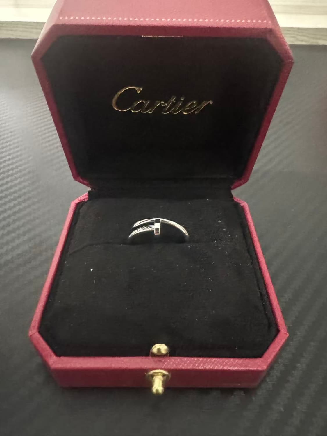 까르띠에 저스트 앵 끌루 화이트골드 링
 상품이미지2