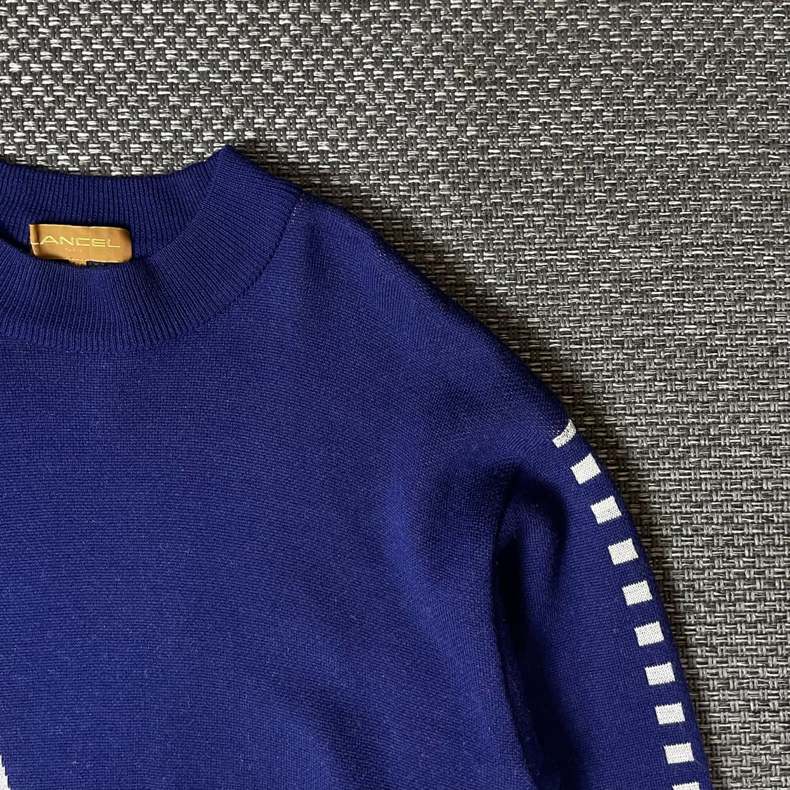 란셀 블루 퍼플 옐로우 자카드 로고 포인트 니트 M 상품이미지3