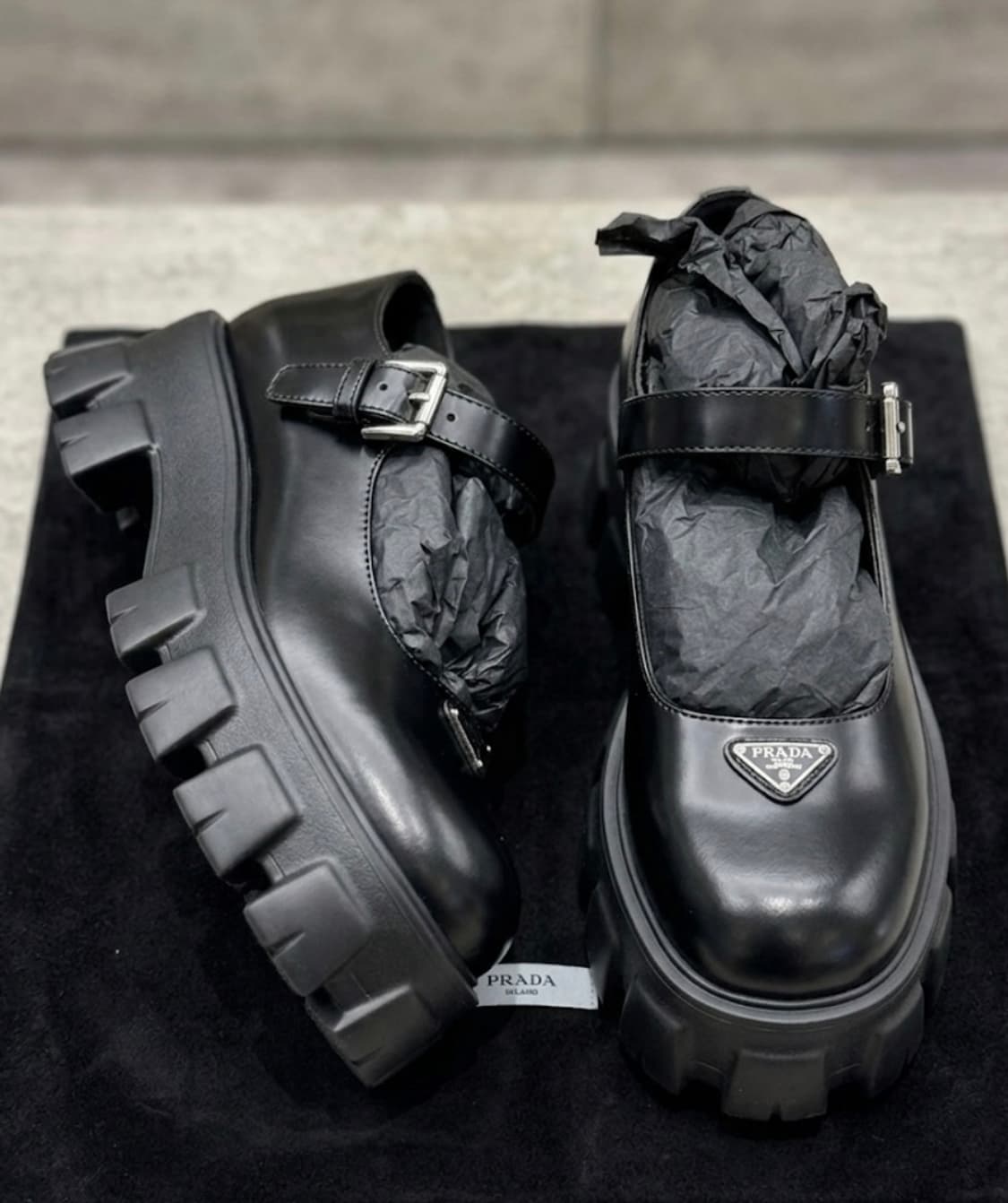 프라다 메리제인 블랙 240 상품이미지1