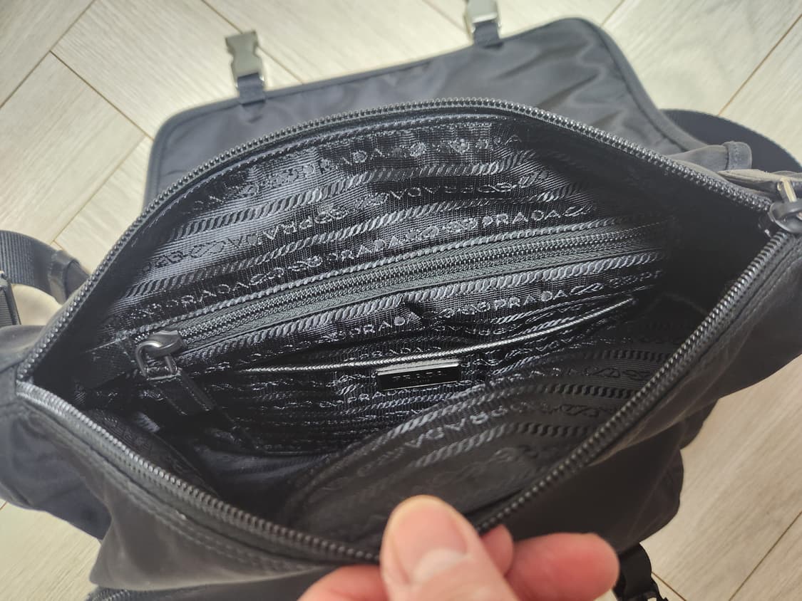프라다 리나일론 메신저백 상품이미지4