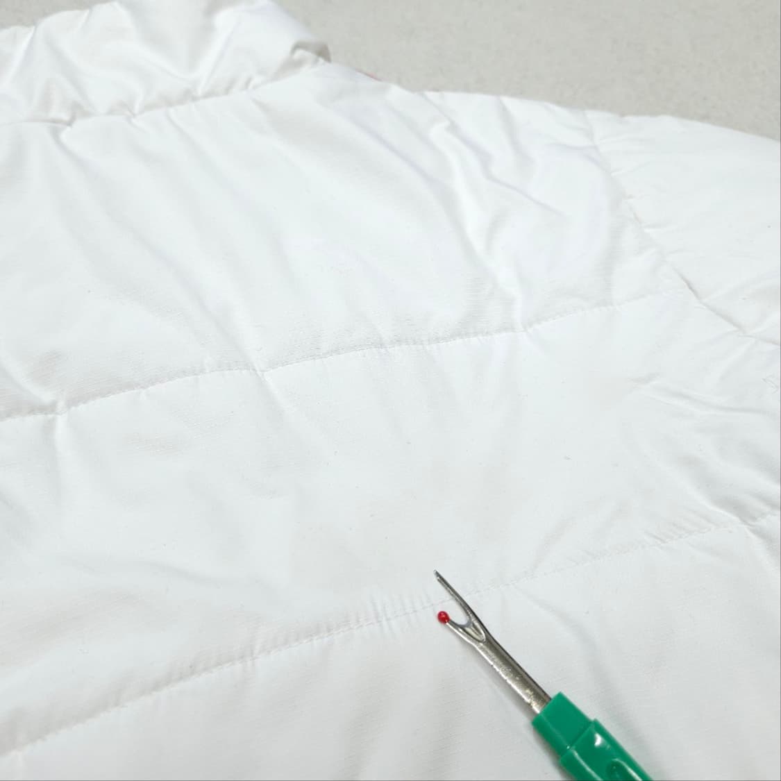 아디다스 삼선 화이트 숏 패딩 점퍼 95 상품이미지7