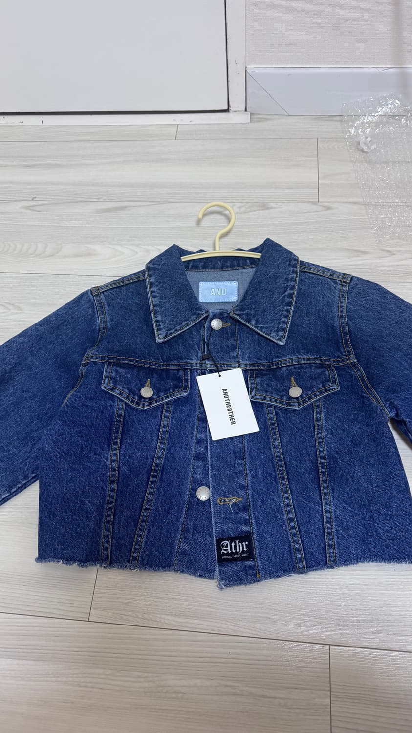 앤디아더 청데님 크롭 자켓 새상품 상품이미지1