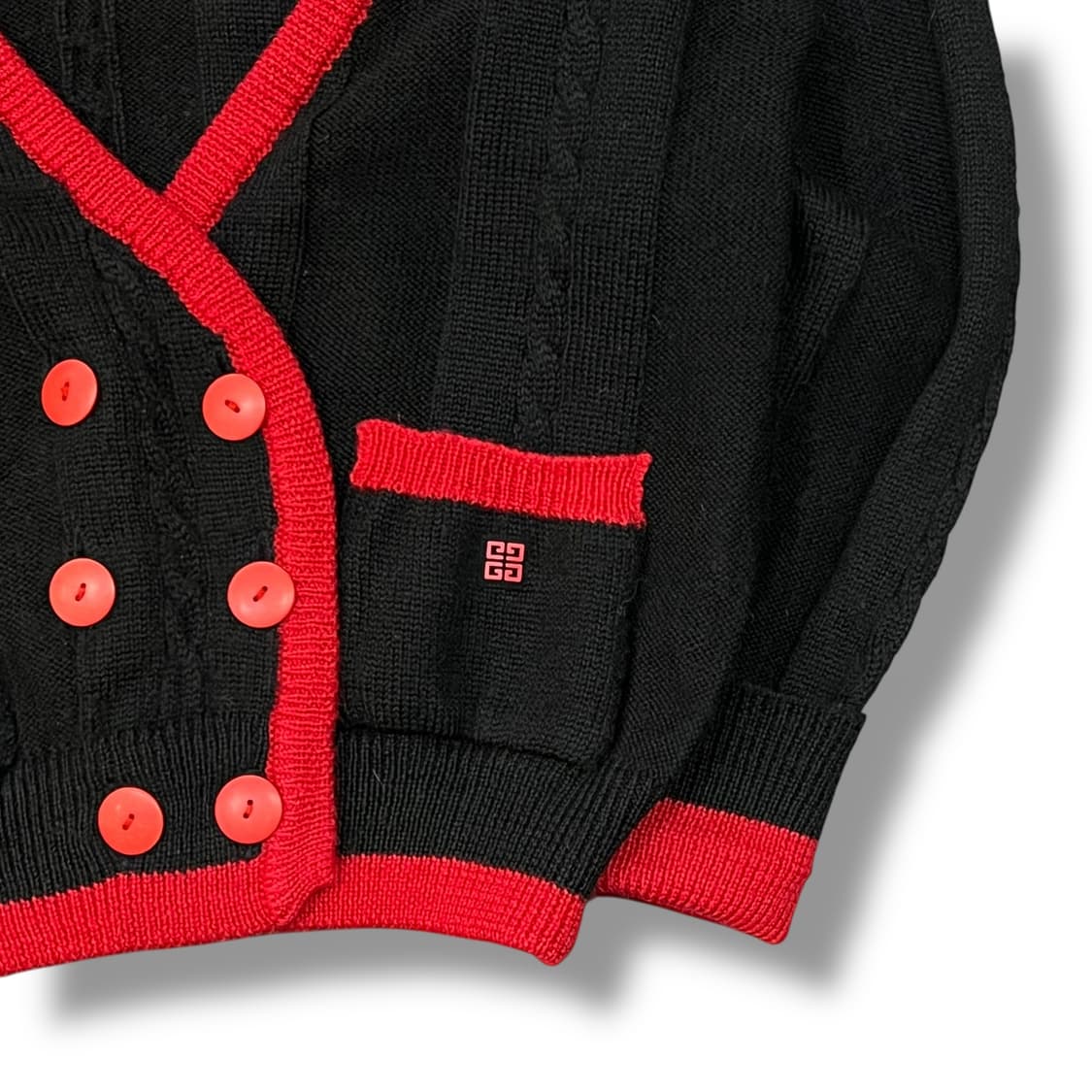  지방시 버튼 디테일 가디건 y14286 상품이미지5