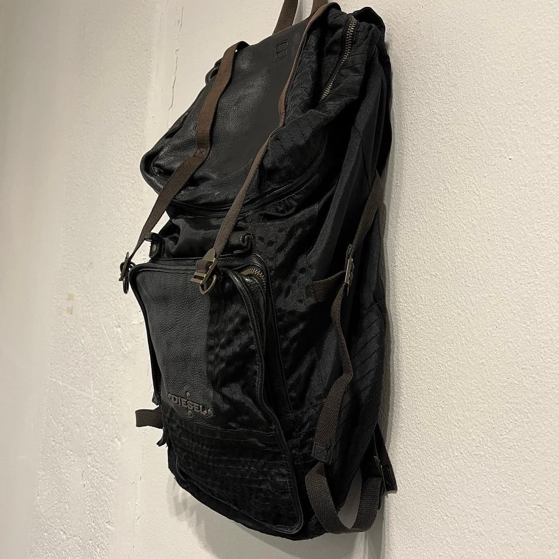 DIESEL BLACK BACKPACK 디젤 블랙 백팩 상품이미지4