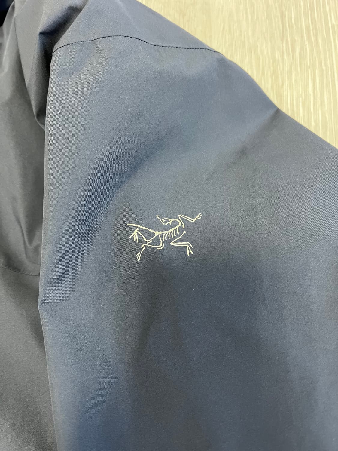 아크테릭스 솔라노 고어텍스 자켓 2XL 상품이미지2