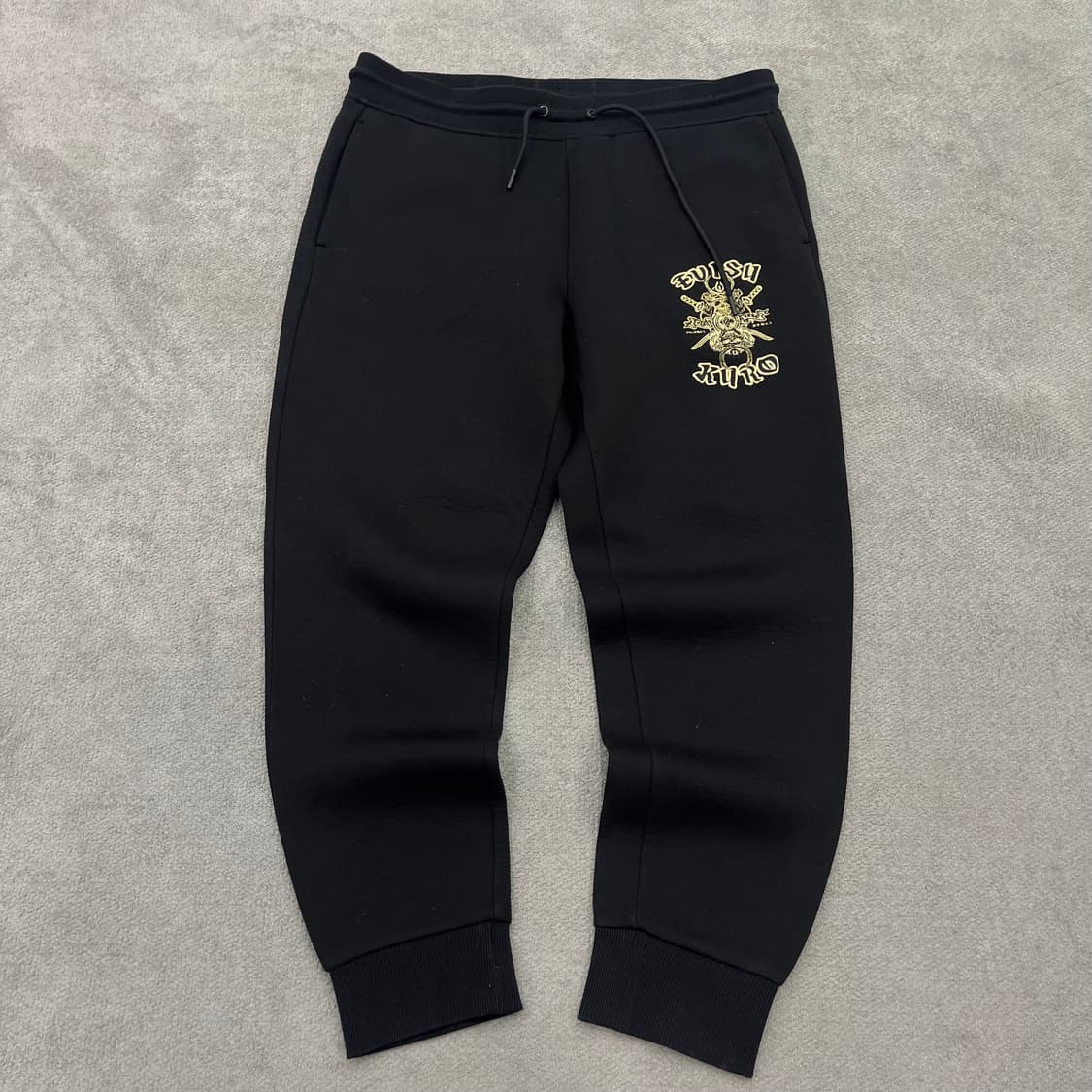 M 에비수 쿠로 자수 로고 조거팬츠 상품이미지1