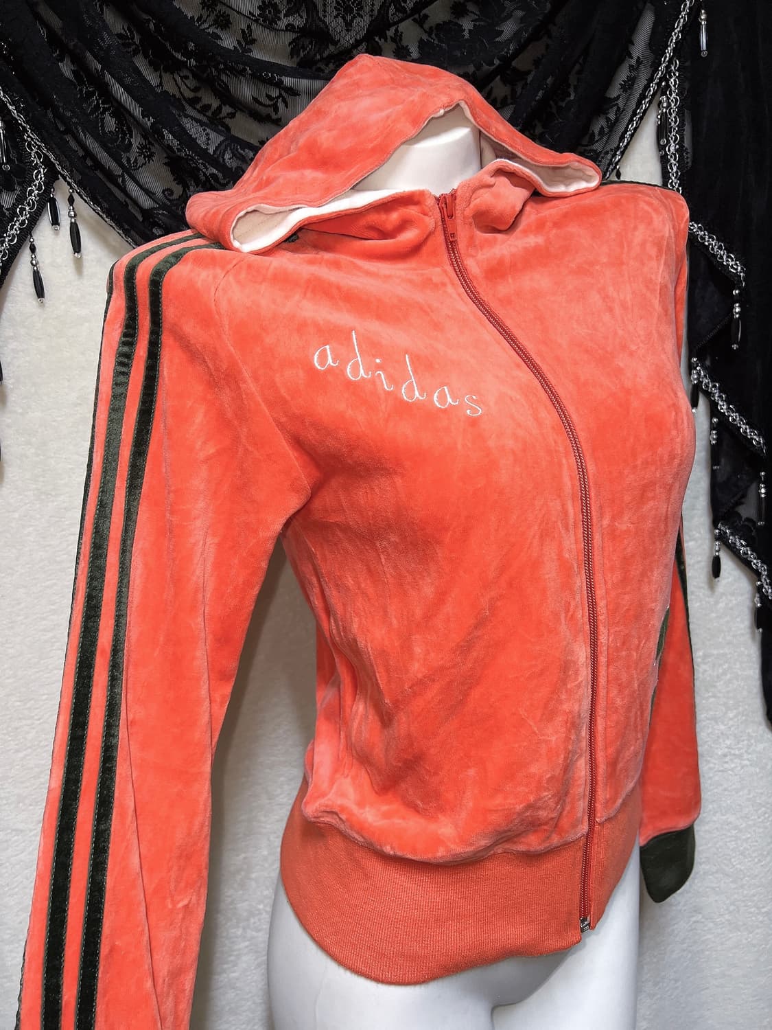 아디다스 adidas 트랙탑 벨벳 후드집업 져지 스포티 갸루 y2k 상품이미지4