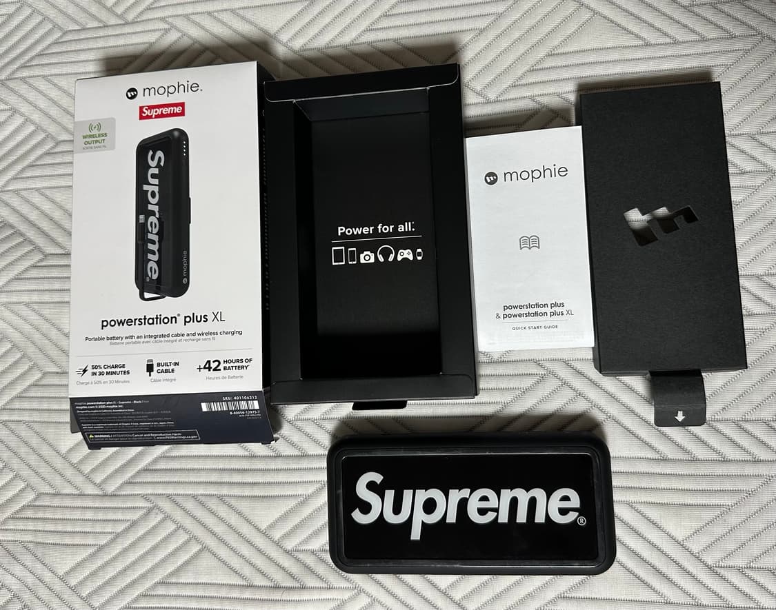 21SS 슈프림 모피 보조배터리 상품이미지3