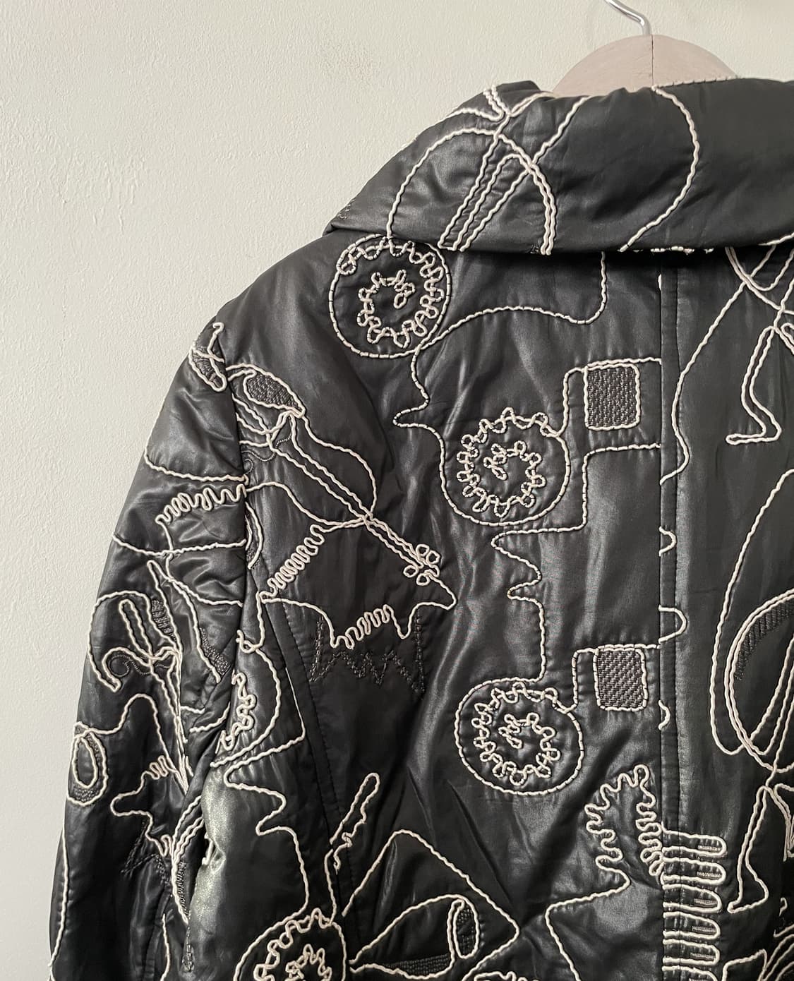 embroidered patterned padded jacket 상품이미지8