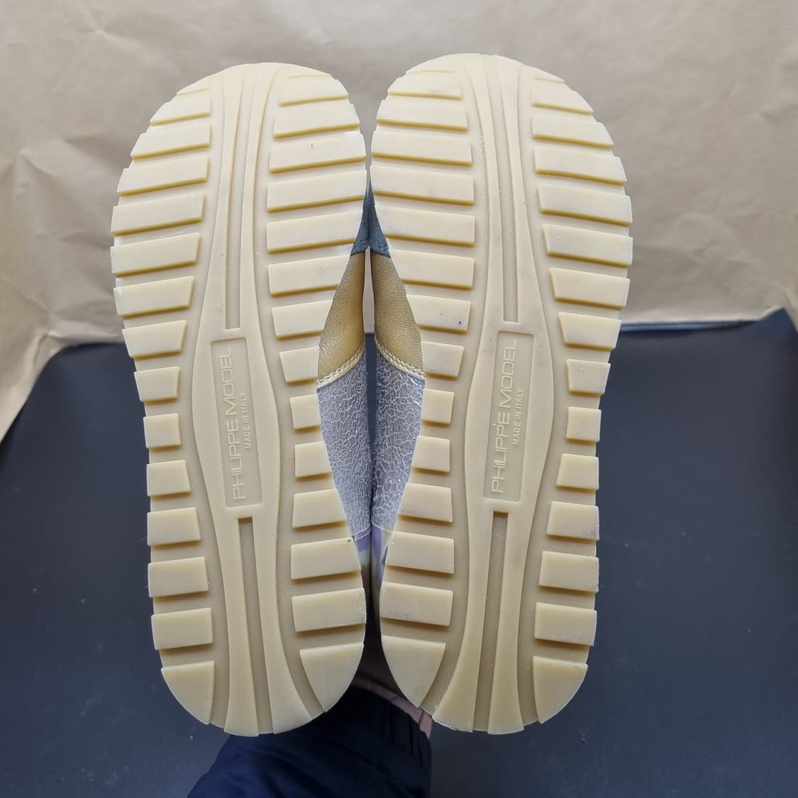 필립모델 여성스니커즈36 220 상품이미지3