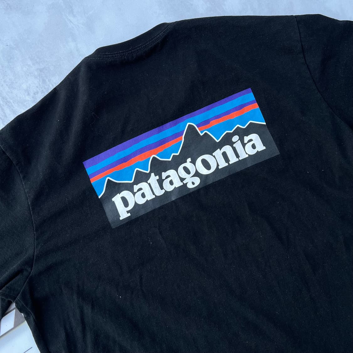 파타고니아 블랙 반팔 티셔츠  상품이미지4