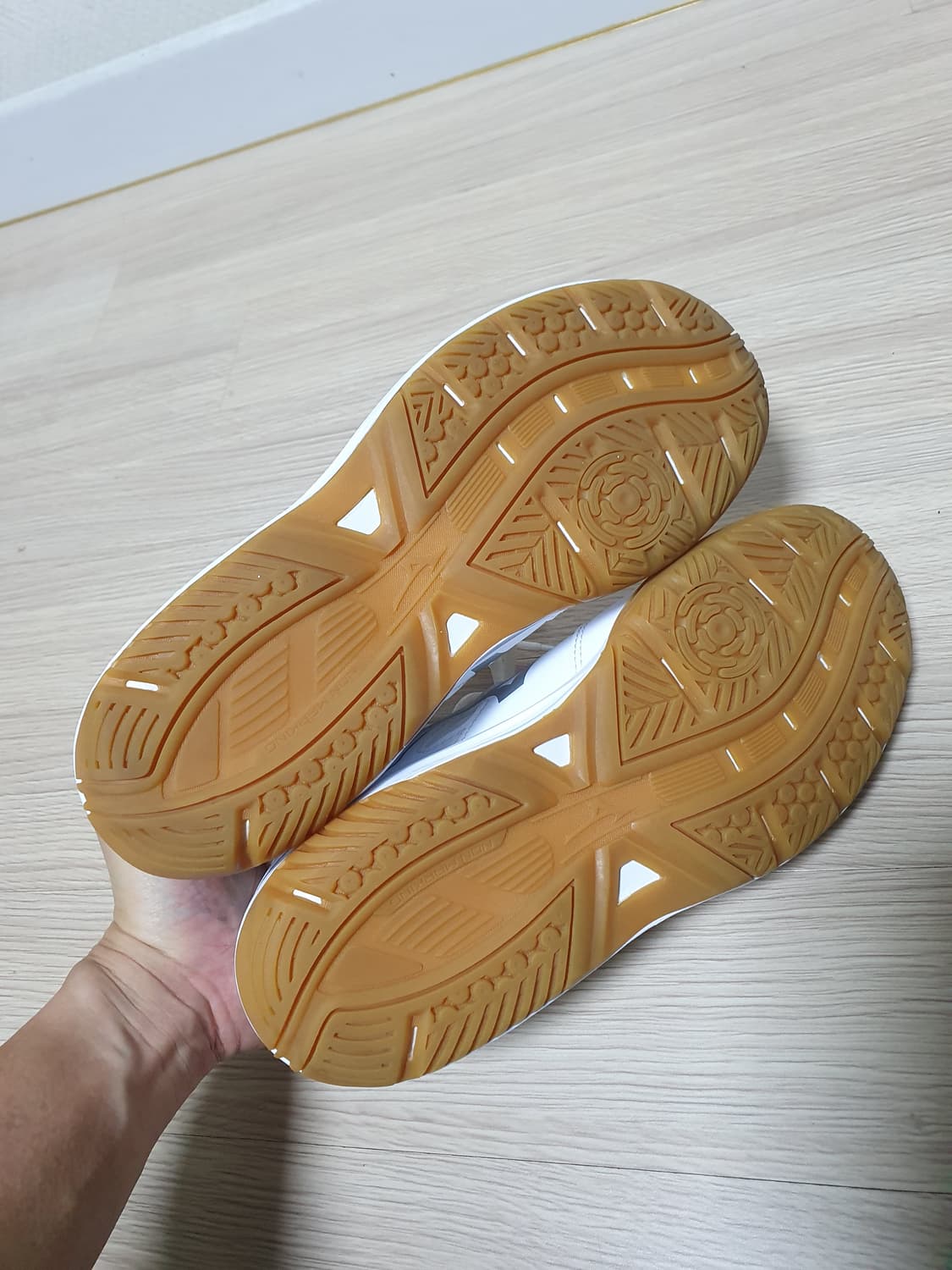 미즈노 사이클론 스피드3 화이트 인도어화 250 상품이미지7