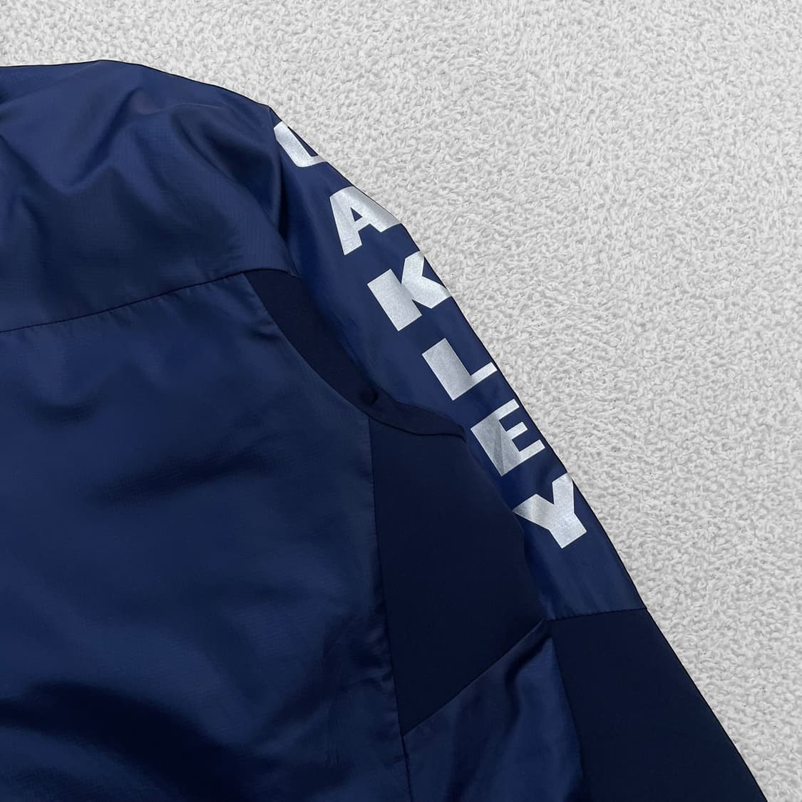 오클리 Oakley 인핸스 윈드 웜 바람막이 자켓 상품이미지3