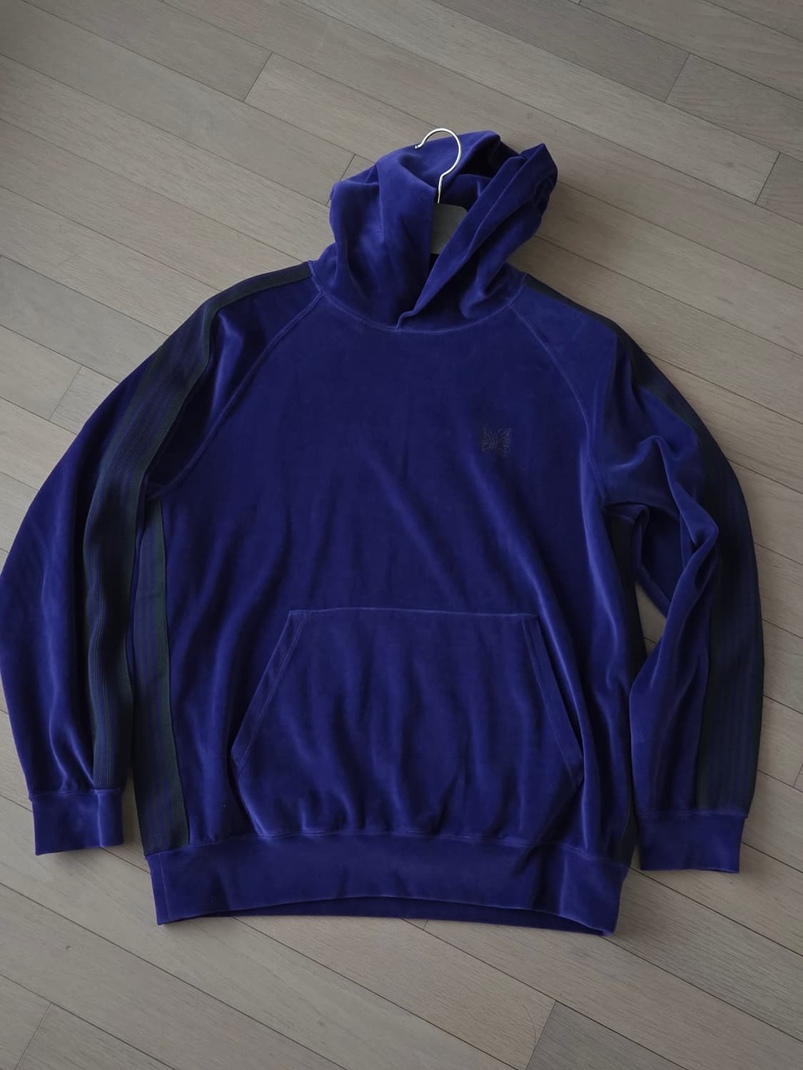 니들스 벨루어 후드티 퍼플(보라) 상품이미지3