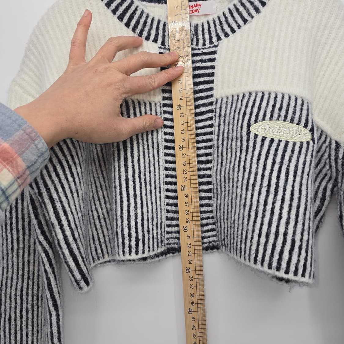 ordinary holiday 크롭 니트 집업 상품이미지7