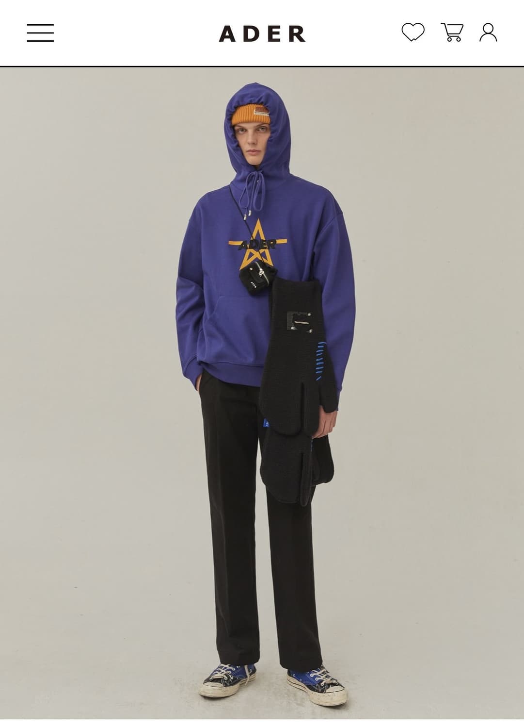 아더에러 스타 후드티 상품이미지1