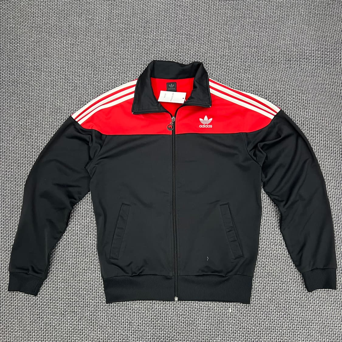 아디다스 죠지아 빨/검 져지 상품이미지1