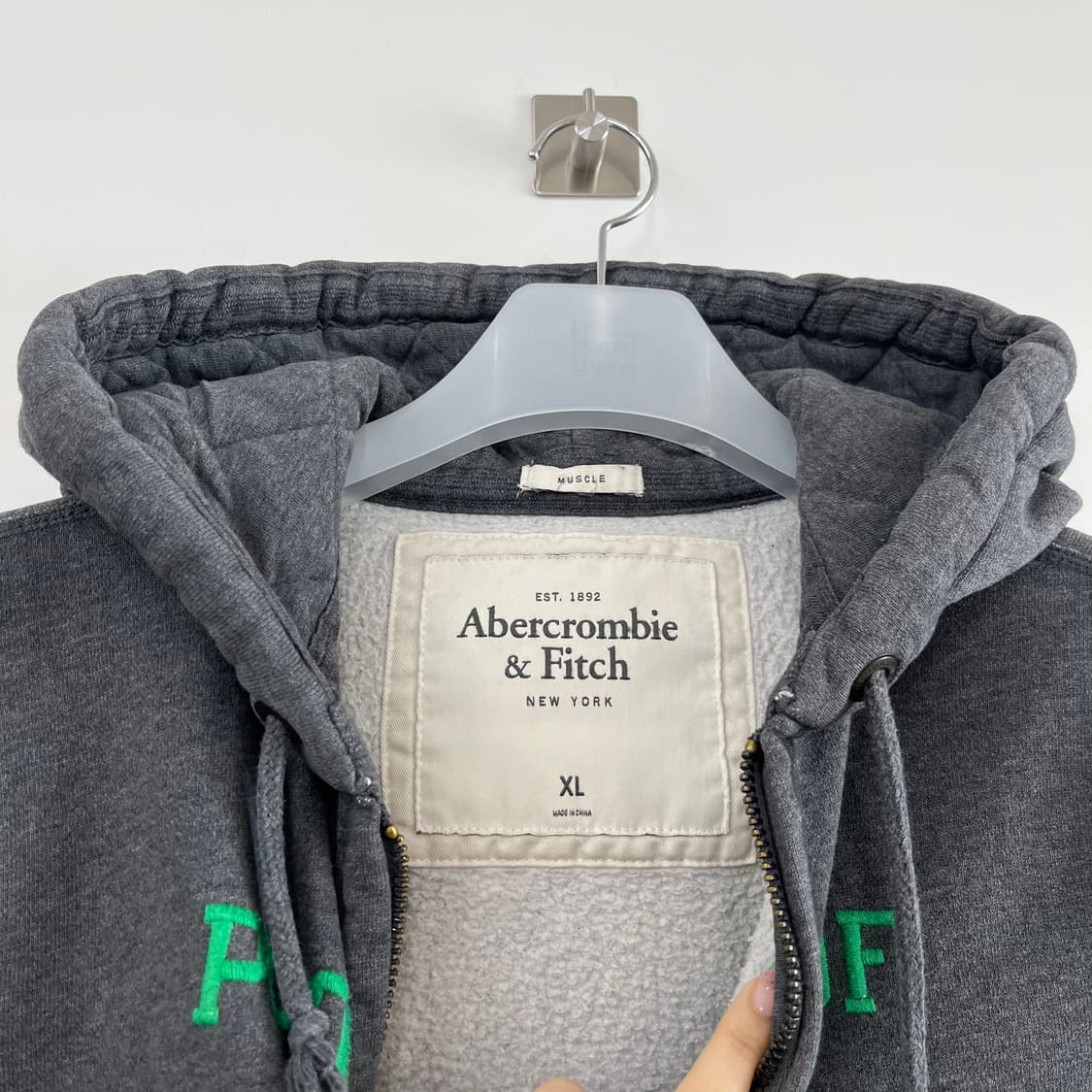 아베크롬비 자수로고 차콜 후드집업 상품이미지5