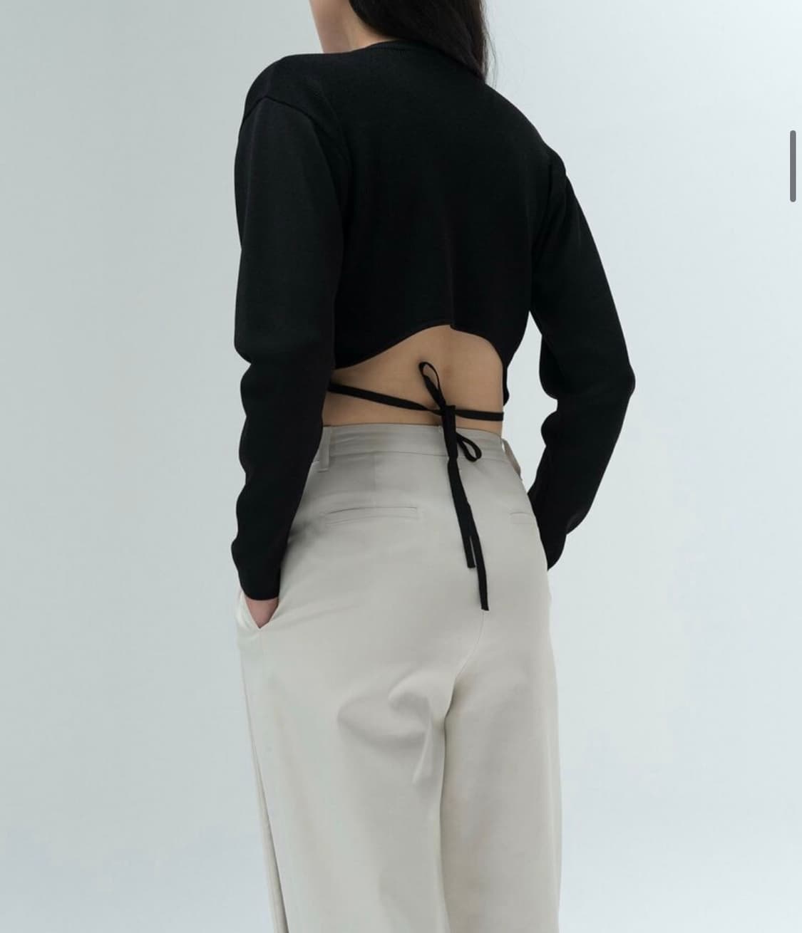 AMOMENTO BACK CUTOUT CARDIGAN 상품이미지2