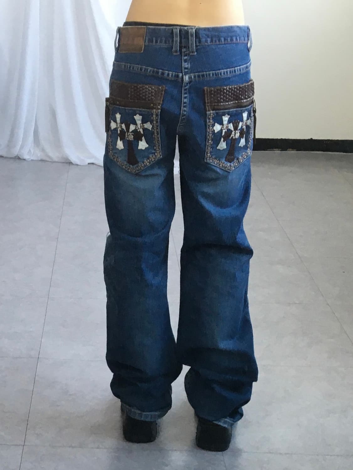 Back pocket cross point denim pants 상품이미지1