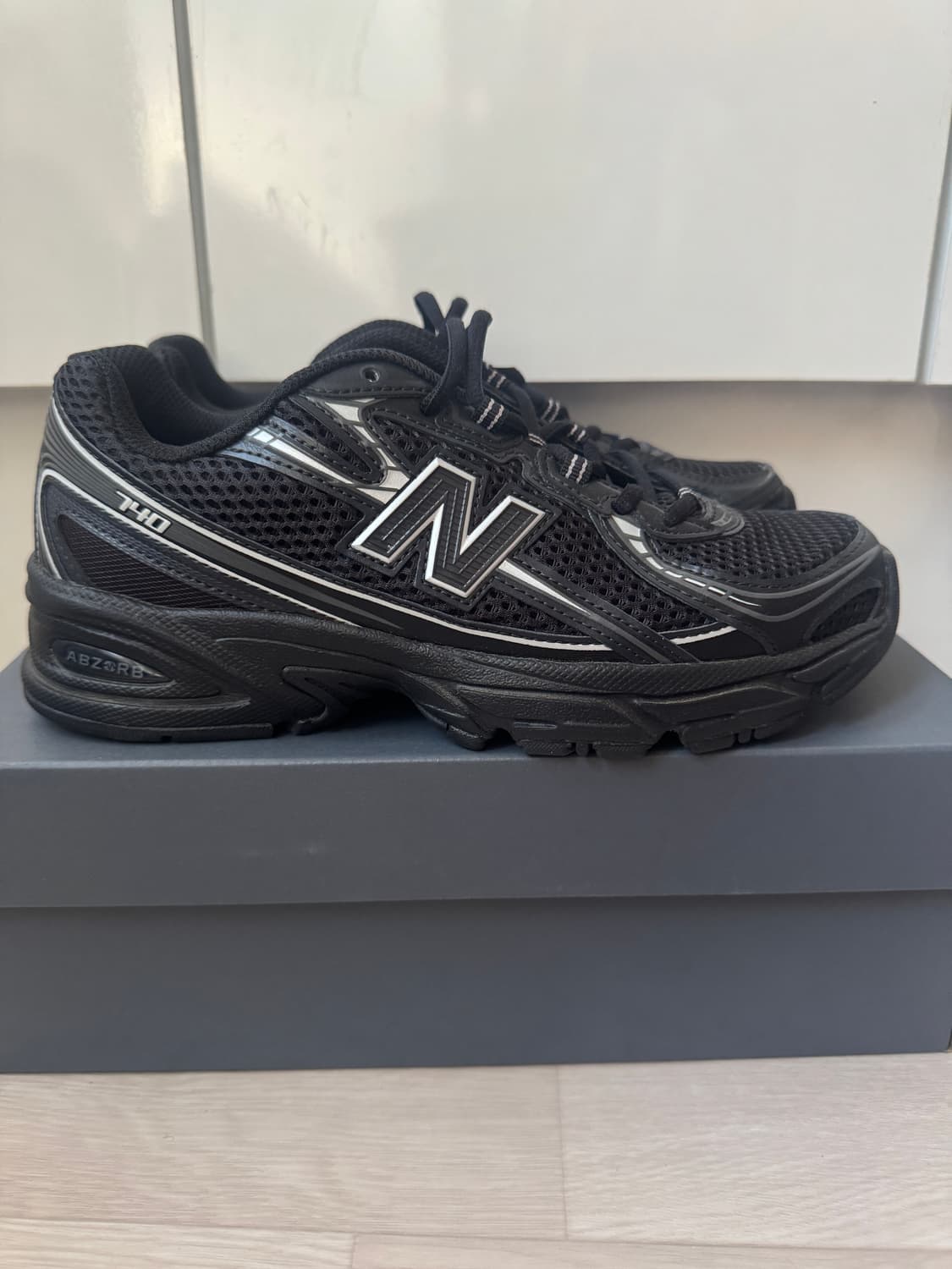 뉴발란스 740 블랙 실버 운동화 240 / U740BM2 (BLACK  상품이미지2