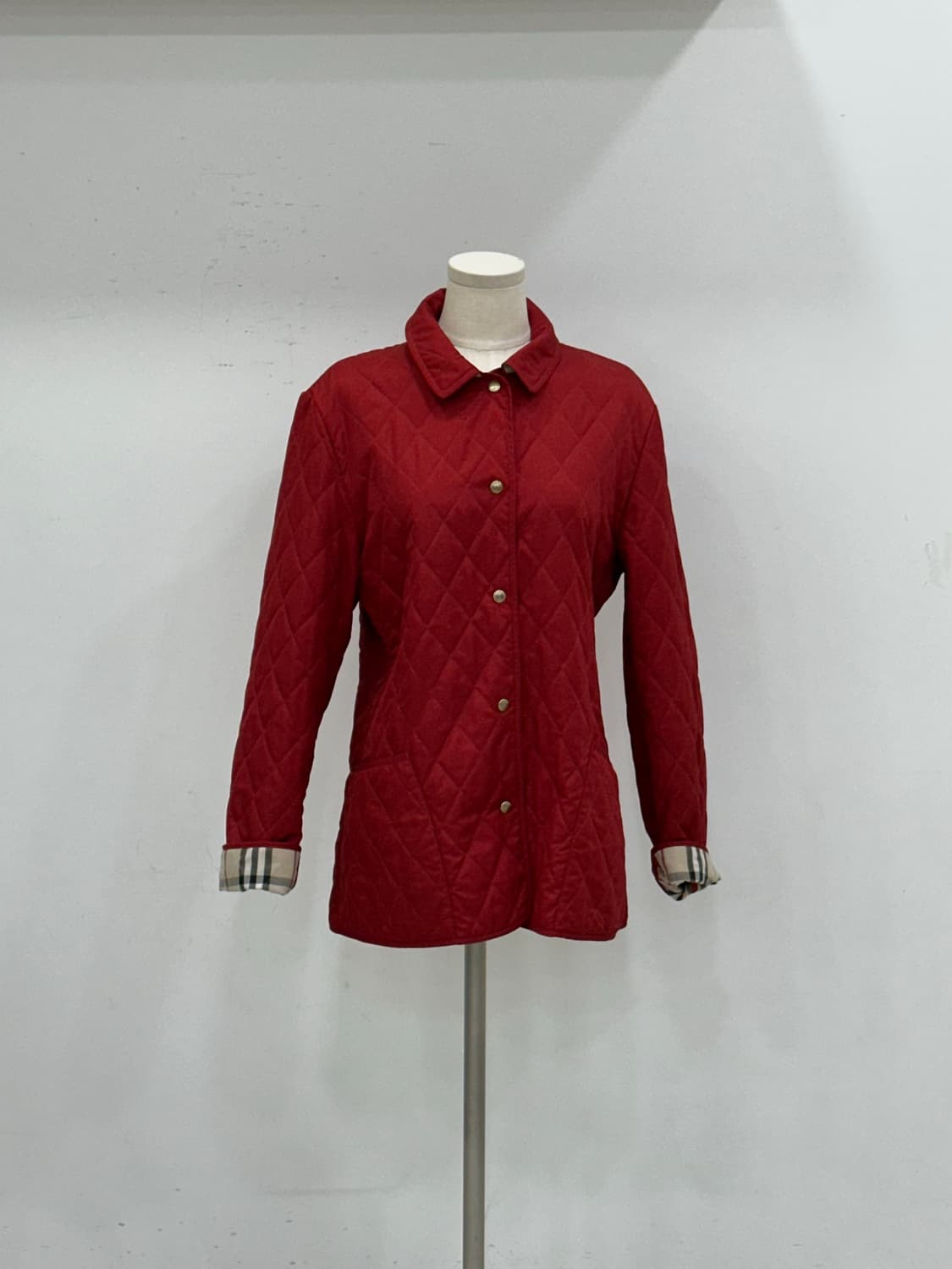 버버리 퀼팅 상품이미지1