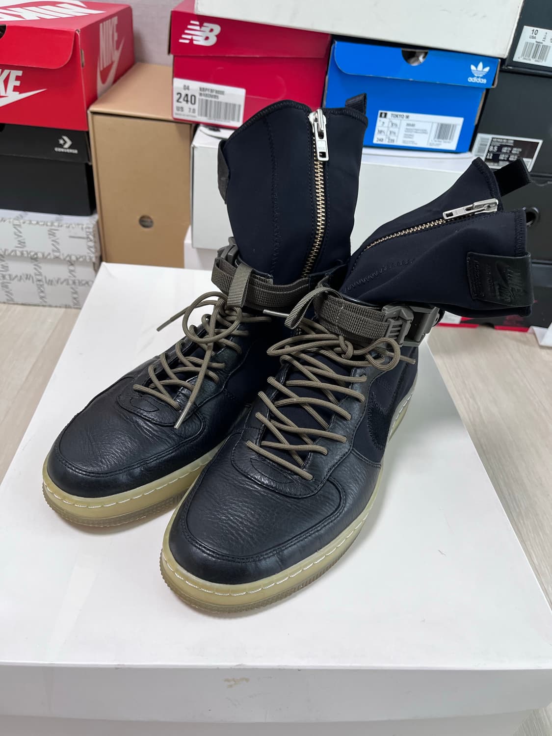 나이키 x 아크로님 다운타운 포스 상품이미지2