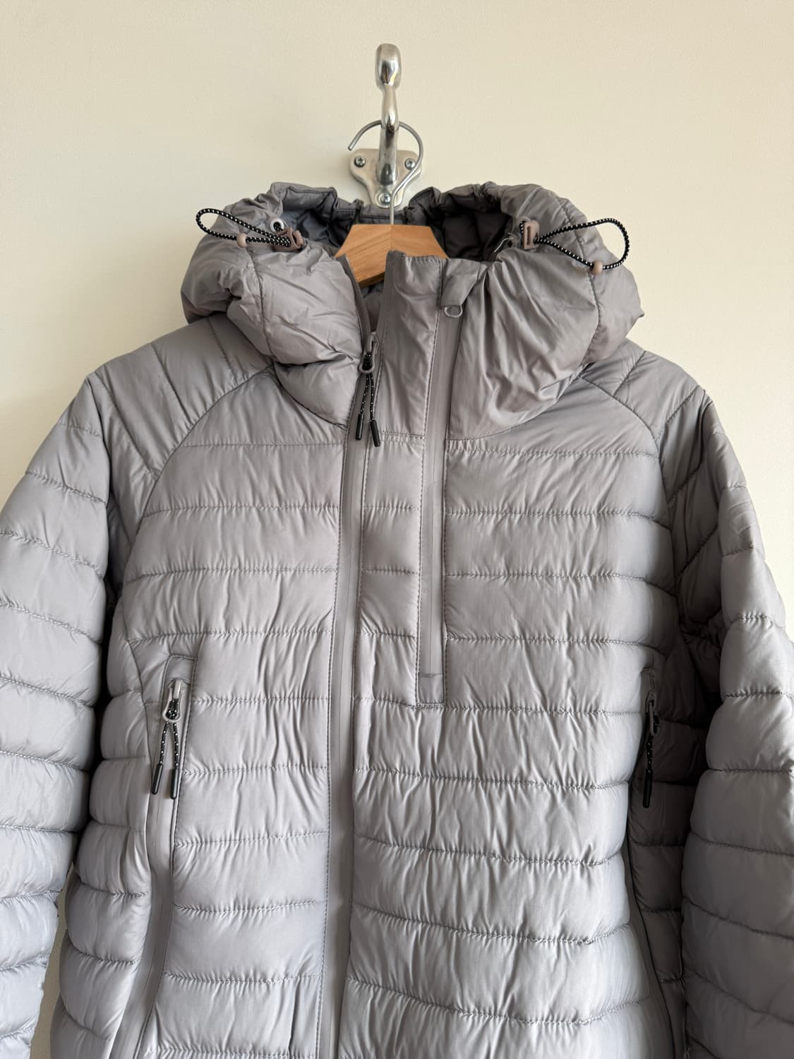 Pre owned 경량 후드 패딩 상품이미지2