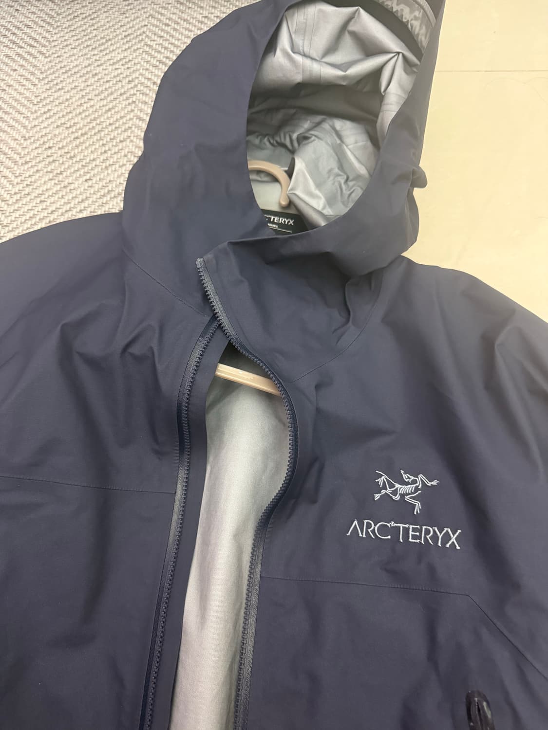 아크테릭스 베타자켓 블랙사파이어 s 상품이미지2