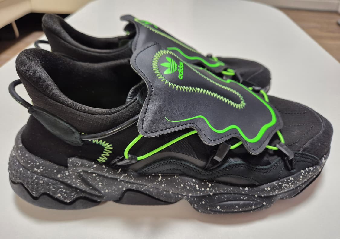 255>아디다스 오즈위고 솔라그린 상품이미지3