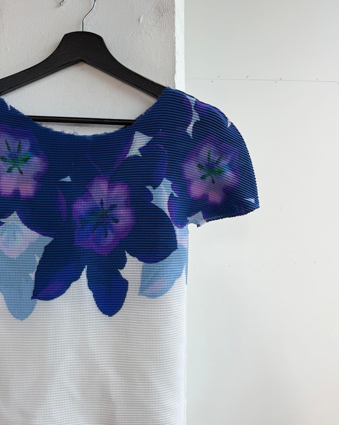 이세이미야케 미 블루 화이트 플로랄 하프티 상품이미지5