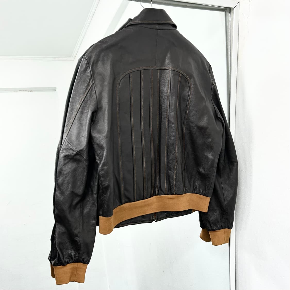 디젤 카우하이드 플리츠 자켓 상품이미지5