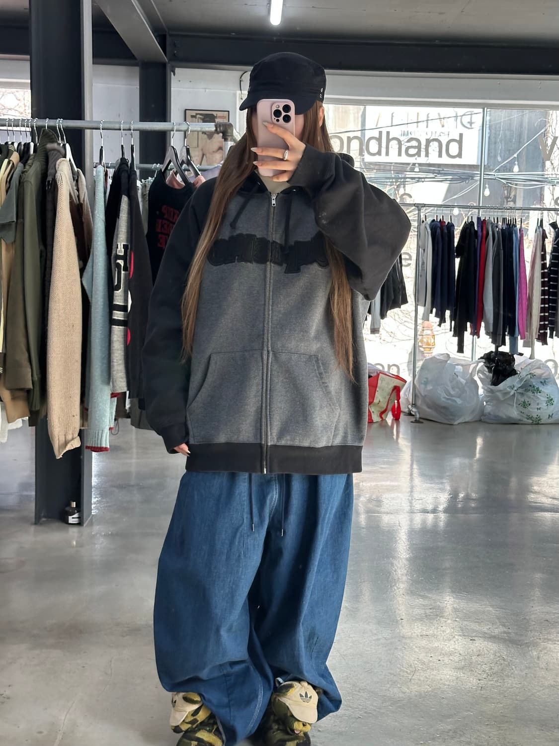 슈프림 22FW 곤즈 아플리케 후드집업  상품이미지3