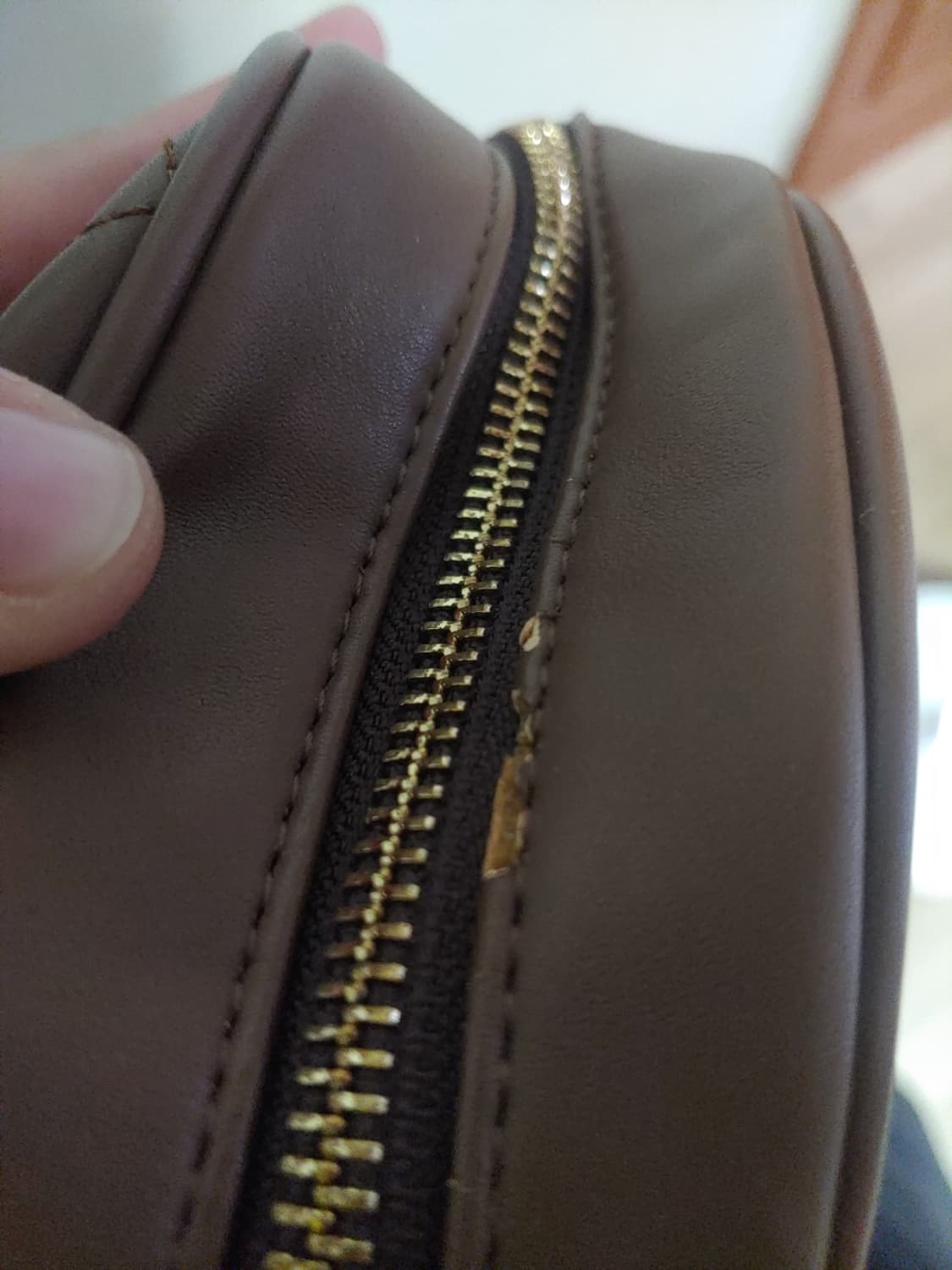 [OS] 베이프 베이비마일로 페이스 레더 퀄팅백 상품이미지6