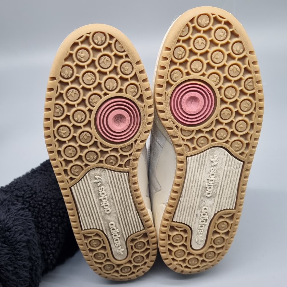 아디다스 포럼84 로우 여성스니커즈235 상품이미지4