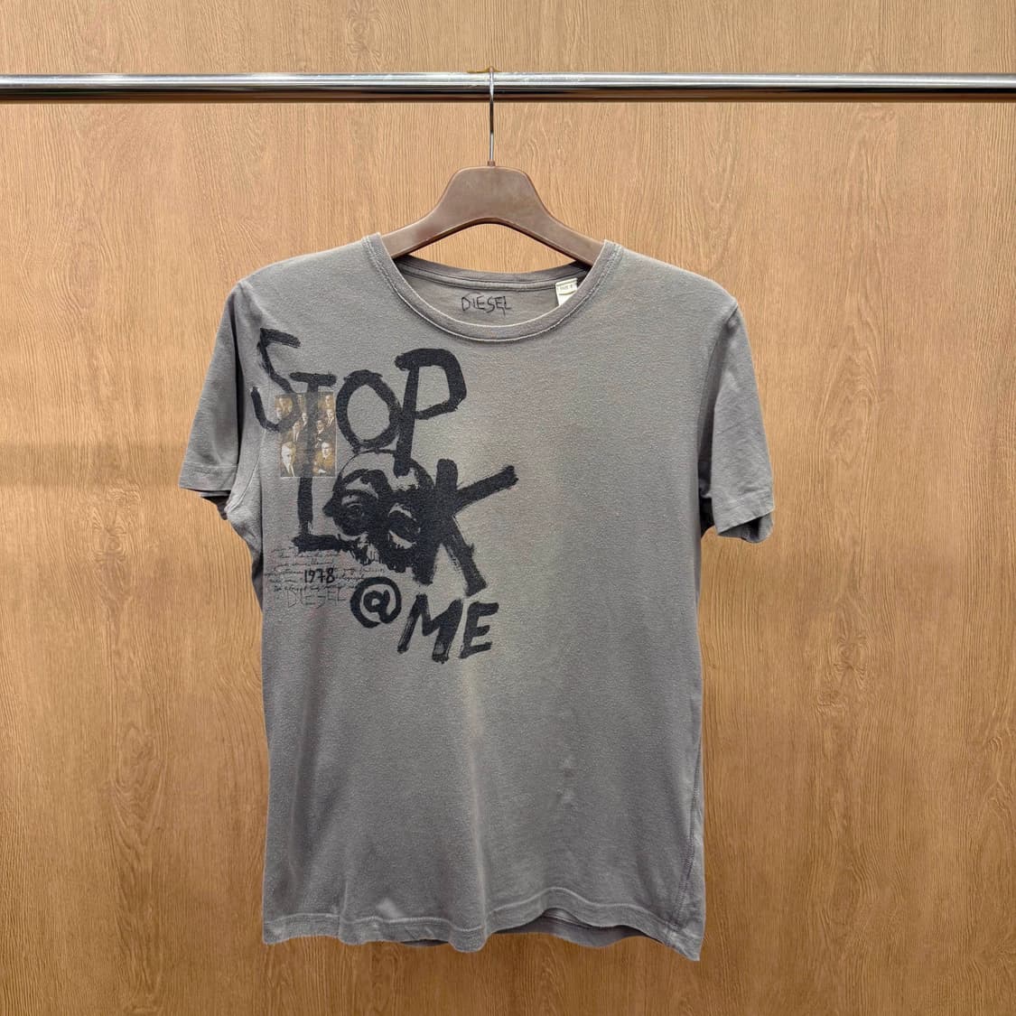 디젤 워싱 그래픽 반팔 티셔츠 레터링 프린팅 디테일 그레이 상품이미지2