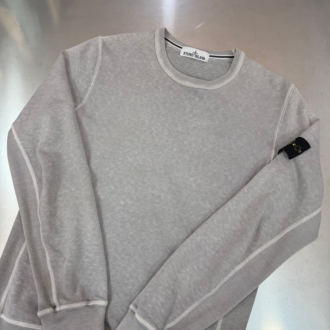 [리오브전포점] 스톤아일랜드 맨투맨 그레이 S 상품이미지1