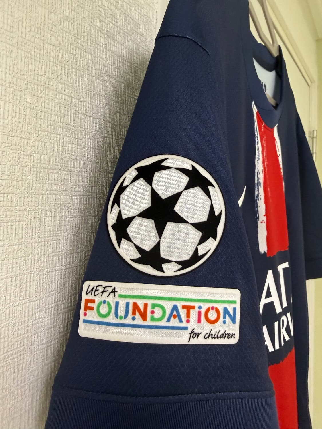 24/25 파리생제르망(PSG) UCL 홈 유니폼 상품이미지3
